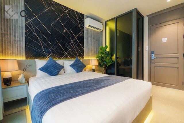 Cubicity Wall Street House