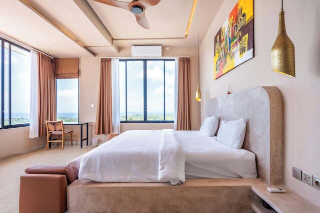 ジヤ ヴィラ ウルワツ - パノラミックテラス ウィズ スタニングビューズ、ラグジュアリーサービス アンド エンターテインメント