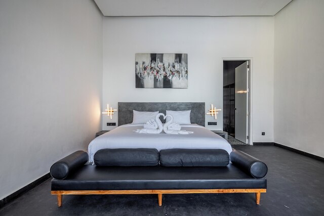 ジヤ ヴィラ ウルワツ - パノラミックテラス ウィズ スタニングビューズ、ラグジュアリーサービス アンド エンターテインメント