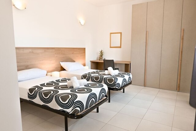 7 MEDITERRANEA VILLA