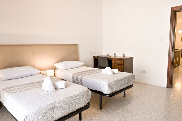 7 MEDITERRANEA VILLA