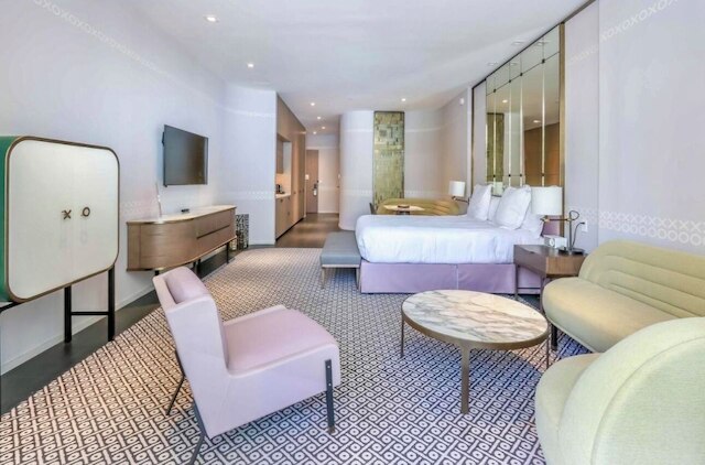 SLS Luxe Brickell by Palermo Home