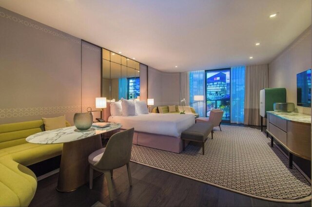 SLS Luxe Brickell by Palermo Home