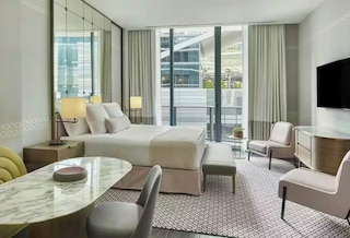 SLS Luxe Brickell by Palermo Home