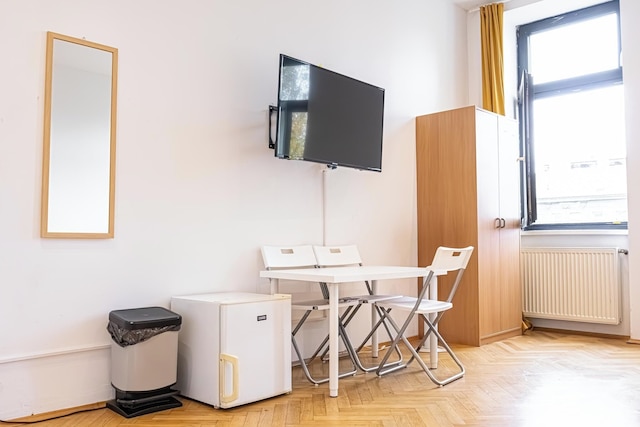 Lovely 4BR Apt with Garden near Danube