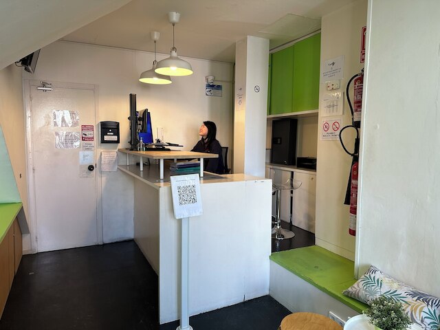 セントラル アンド ベーシック ウニベルシタット