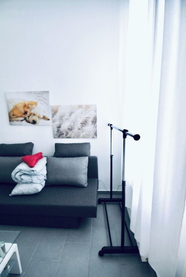 Charming 3BR Apt Close to Augarten Park