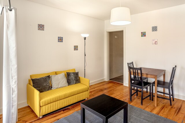 Bairro Alto Typical by Homing