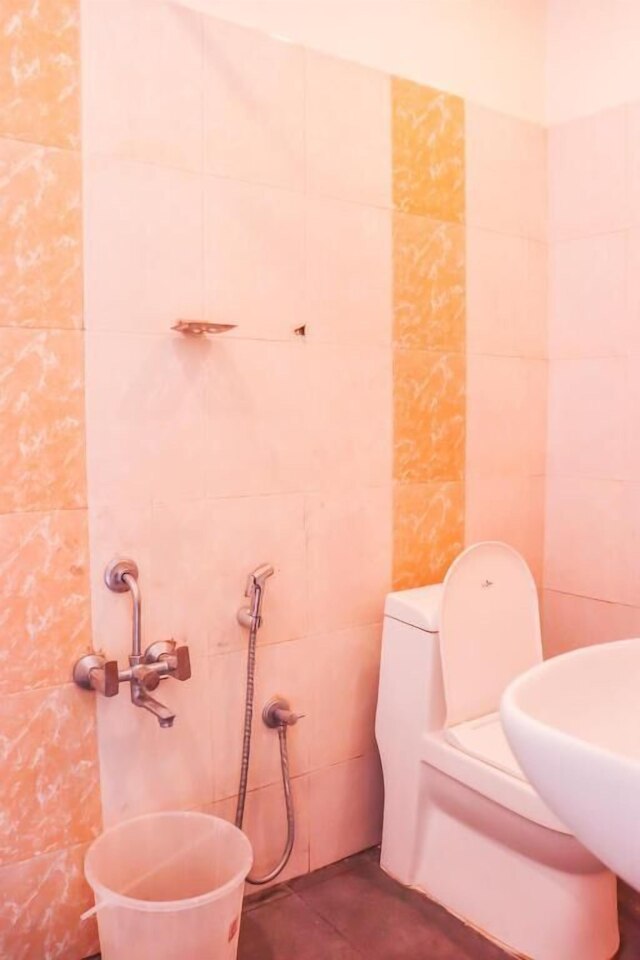 ホテル ブラフマ