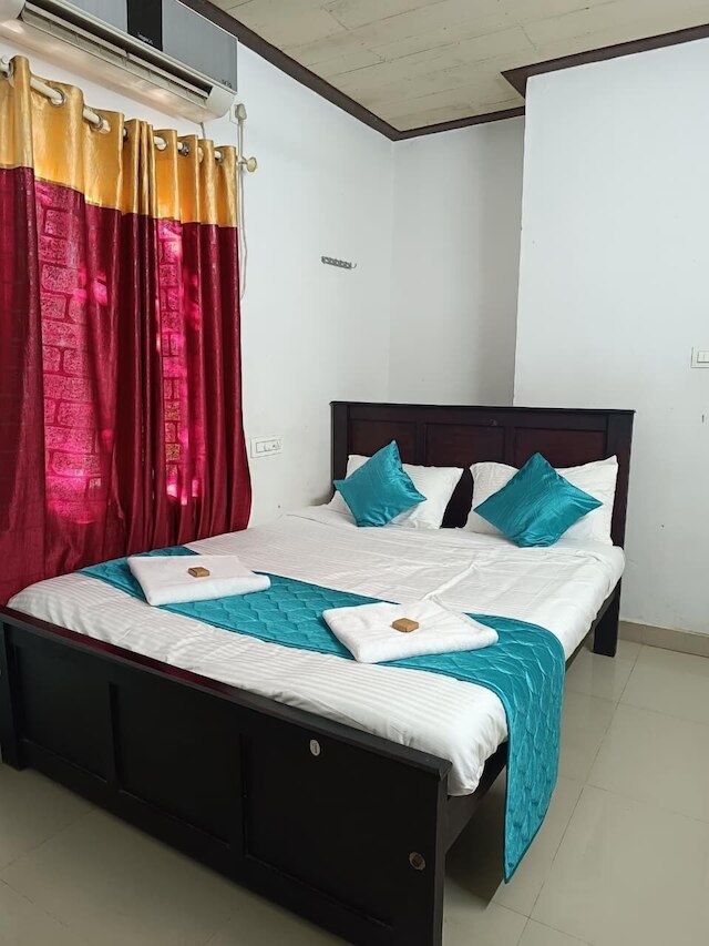 ホテル ブラフマ