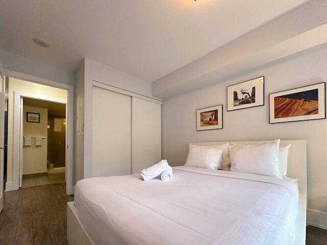 300 フロント ラグジュアリー コンドス