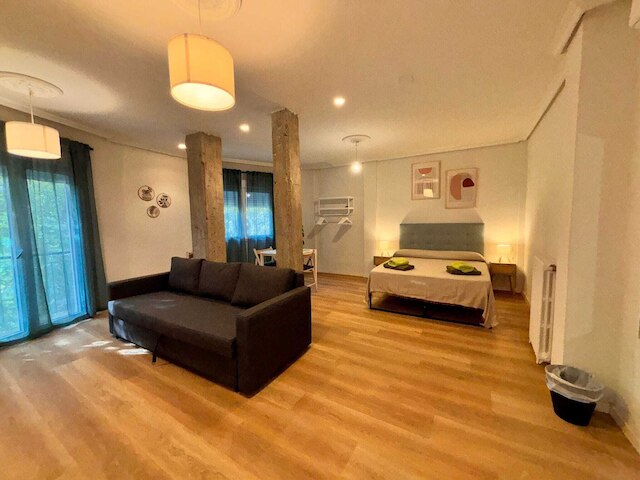 ルームズ カルロス