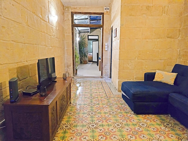 Maltese-Style APT - 5 mins from Valletta