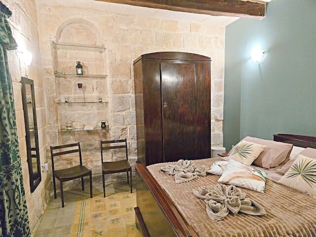 Maltese-Style APT - 5 mins from Valletta