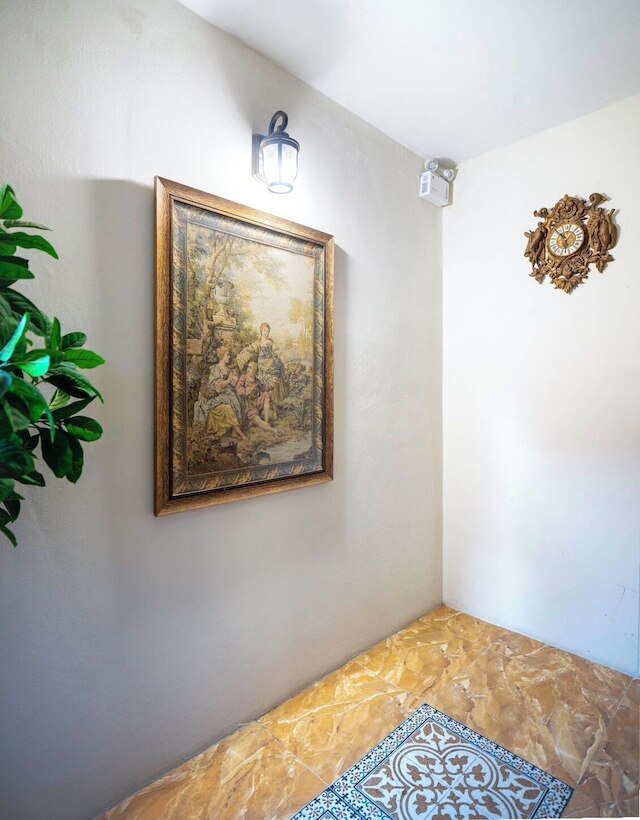 ナラダ レジデンス