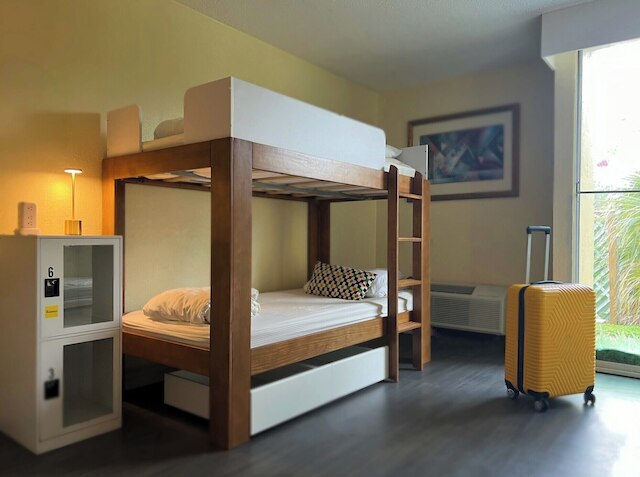 Bposhtels Waikiki Retreat