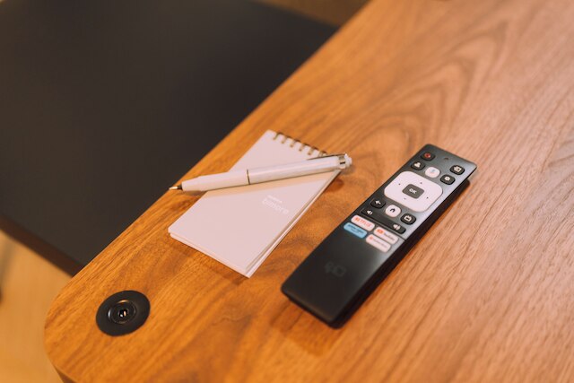 Shinjuku Neon Den 102