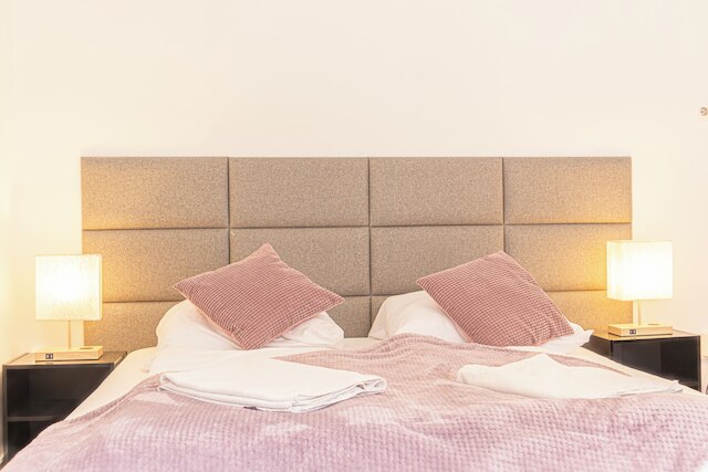 チャーミング 2ベッドルーム アパートメント クローズ トゥ ウェストバーンホフ