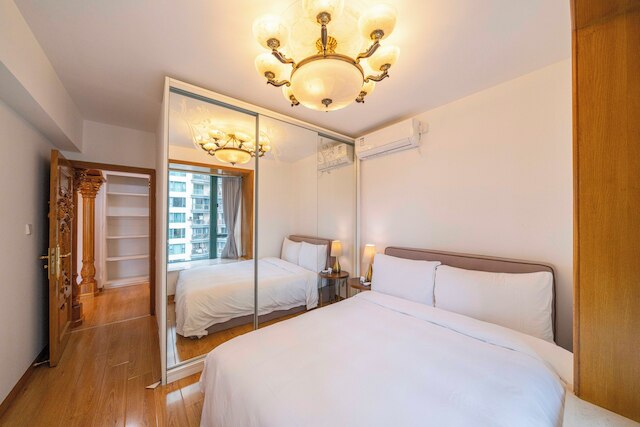 Tyms Xujiahui Premium 2BR APT Metro