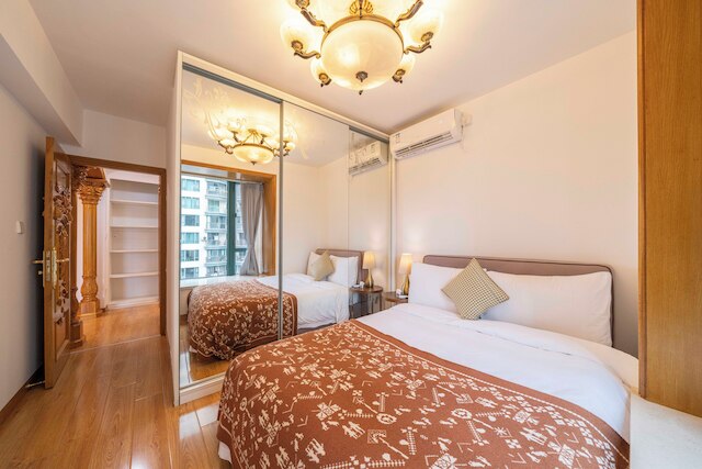 Tyms Xujiahui Modern 2BR APT