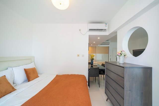 Tyms Xujiahui Stylish 1BR APT