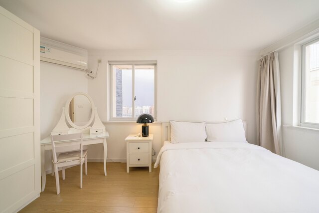 Tyms Xujiahui Premium 3BR 2BA APT