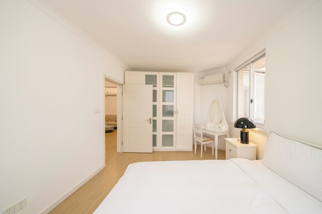 Tyms Xujiahui Premium 3BR 2BA APT