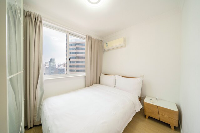 Tyms Xujiahui Premium 3BR 2BA APT