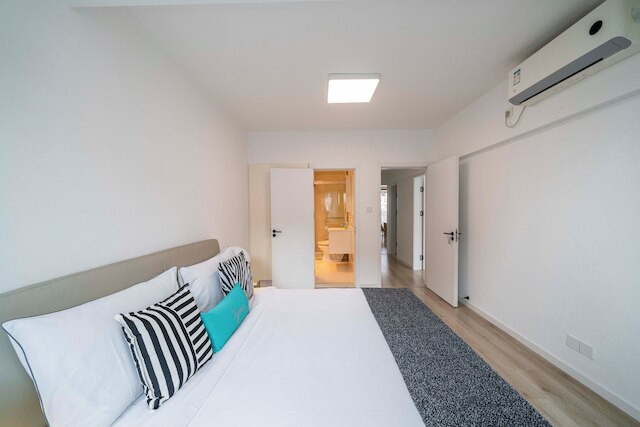 Tyms 2BR APT Hongqiao Paris Classic