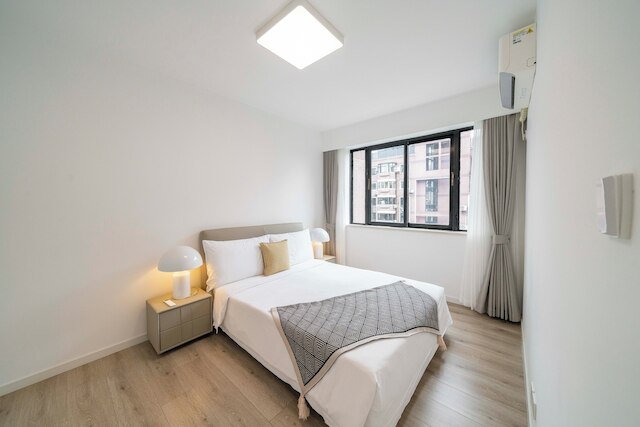 Tyms 2BR APT Hongqiao Paris Classic