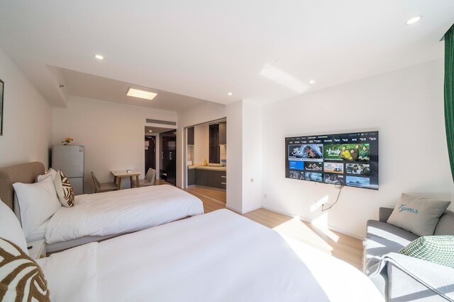 Tyms Xuhui Spacious 1BR APT