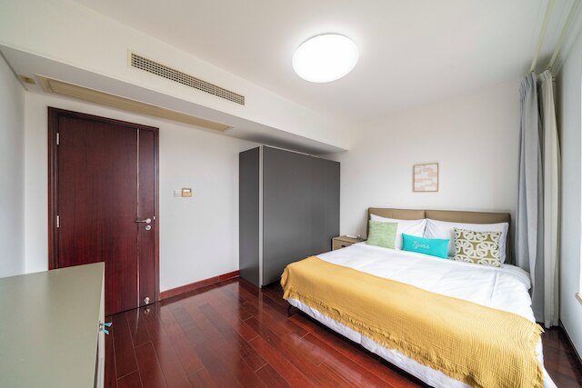 Tyms 2BR APT Hongqiao Yucui Garden
