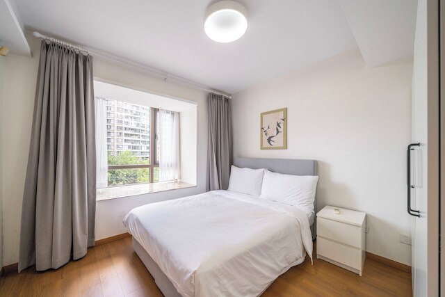 Tyms Morden 3BR 2BA APT Bella Vita