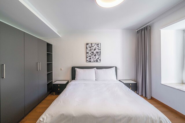 Tyms Morden 3BR 2BA APT Bella Vita