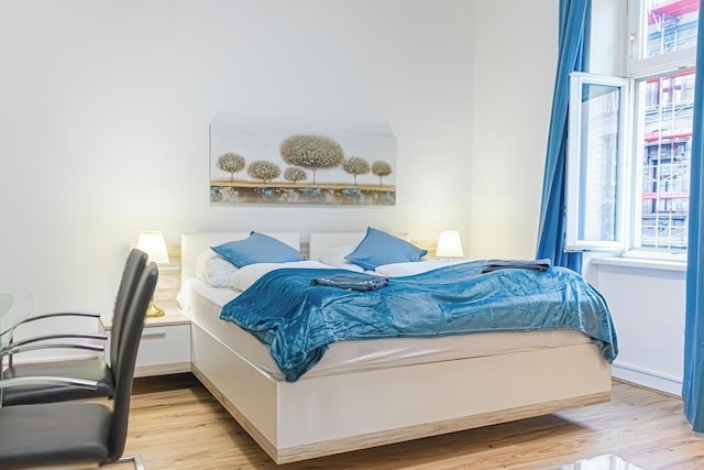 エレガント 2 ベッドルーム アパートメント ステップス フロム ウェストバーンホフ