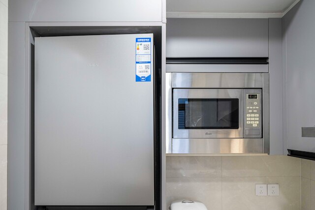 Tyms  1BR APT Hongqiao Yucui Garden