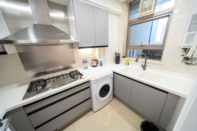 Tyms  1BR APT Hongqiao Yucui Garden