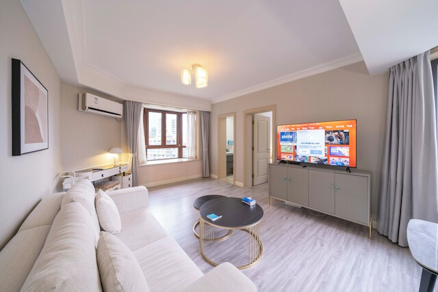 Tyms 1BR APT Gubei International Garden