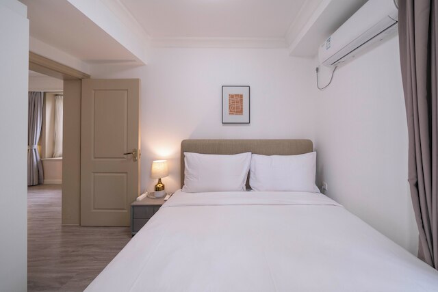 Tyms 1BR APT Gubei International Garden