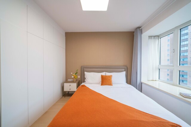 Tyms Changning Spacious 3BR 2BA APT