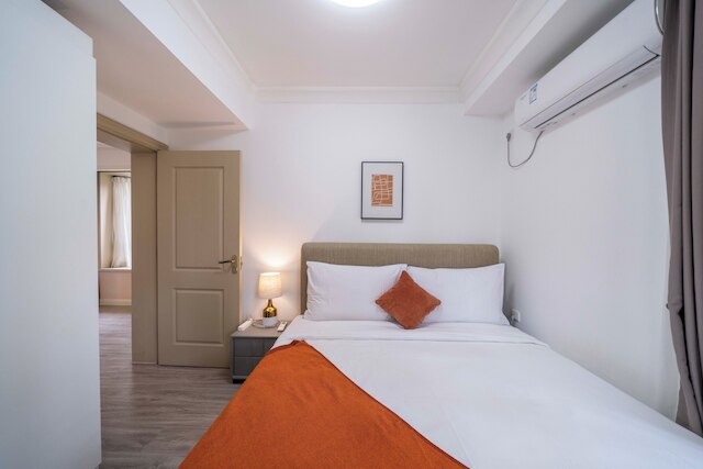 Tyms Modern 1BR APT  Garden