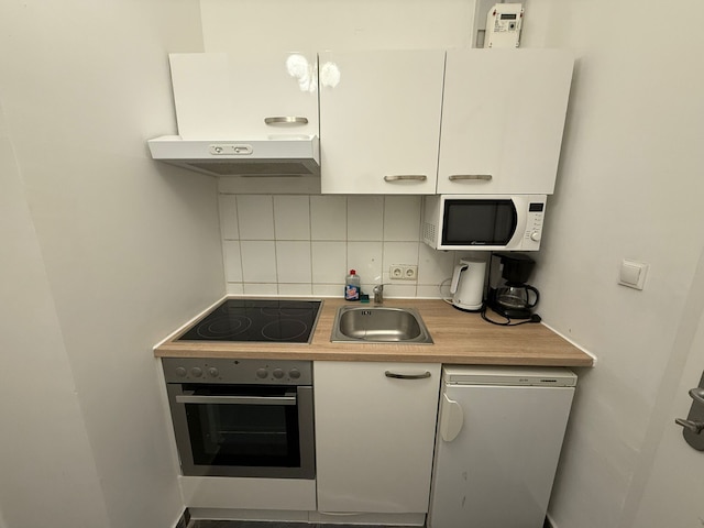 モダン 1ベッドルーム アパートメント ステップス フロム ウェストバーンホフ