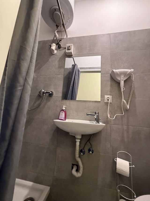 モダン 1ベッドルーム アパートメント ステップス フロム ウェストバーンホフ