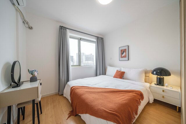 Tyms 2BR APT Riverside Garden