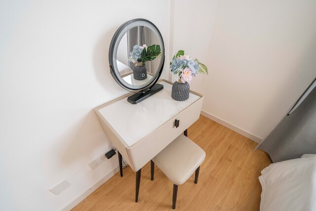 Tyms 2BR APT Riverside Garden