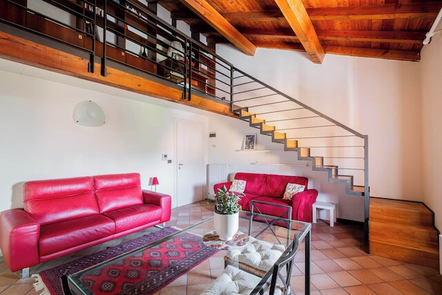 カーサ インディペンデンツァ ブライト ステイ イン ヒストリック センター