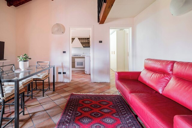 カーサ インディペンデンツァ ブライト ステイ イン ヒストリック センター