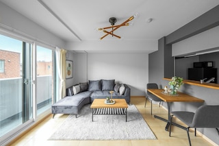 E-US NAEBO STATION 302