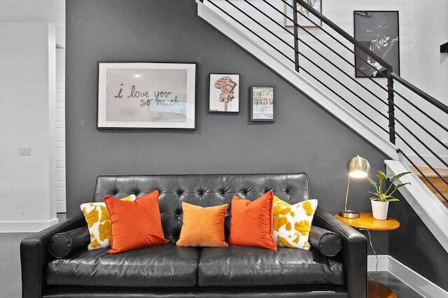 サウス ラマー ラックス クリークサイド ホットタブ