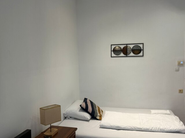 シック 2 ベッドルーム アパートメント ステップス フロム ウェストバーンホフ